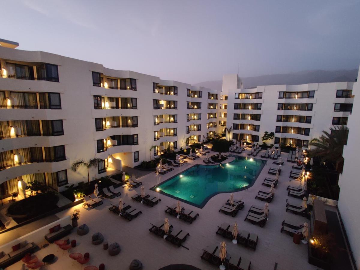 أذيخي Luxury Apartment With Pool View المظهر الخارجي الصورة