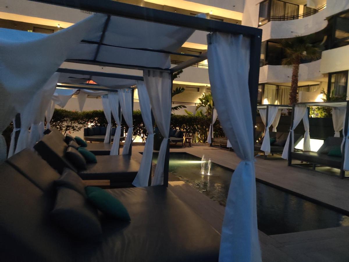 أذيخي Luxury Apartment With Pool View المظهر الخارجي الصورة