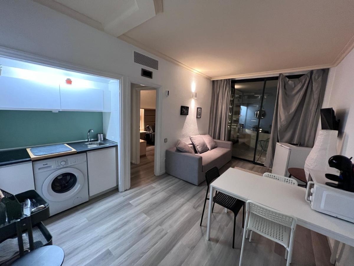 أذيخي Luxury Apartment With Pool View المظهر الخارجي الصورة